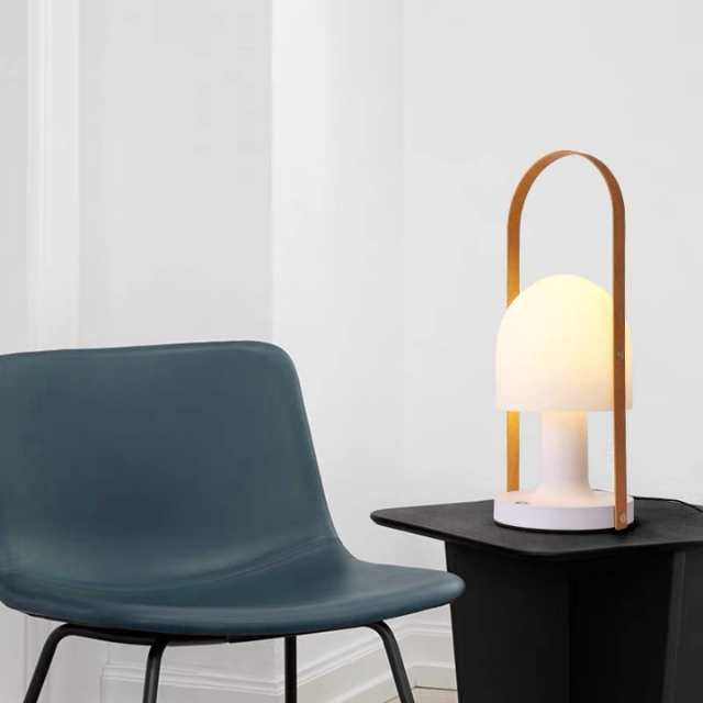 Thal Table Lamp P0723